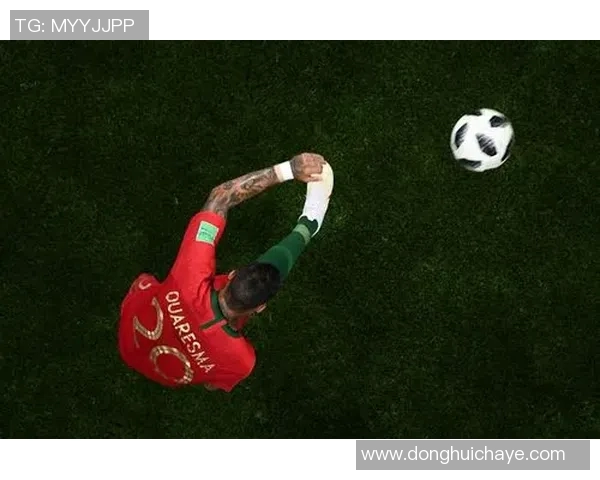 足球明星脚型揭秘不同类型脚型对球技的影响与表现分析